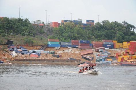 Cratera no Porto Chibatão